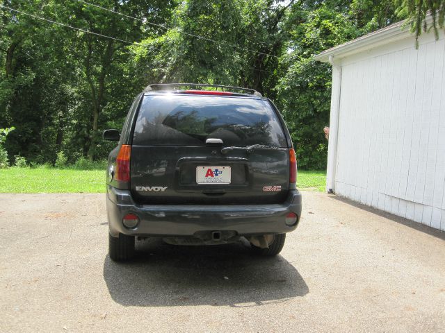 2005 GMC Envoy 4x4 Crew Cab LE