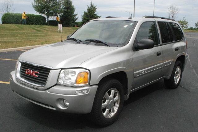 2005 GMC Envoy 4x4 Crew Cab LE