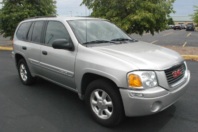 2005 GMC Envoy 4x4 Crew Cab LE