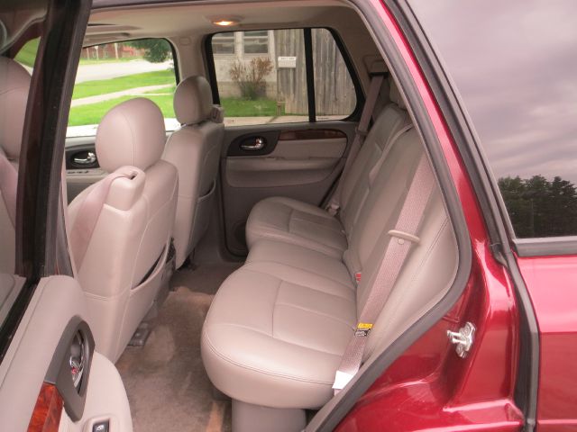 2005 GMC Envoy Wagon SE