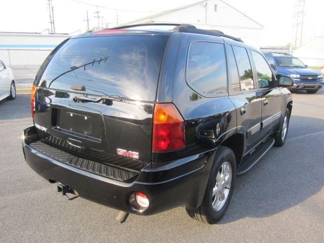 2005 GMC Envoy Wagon SE