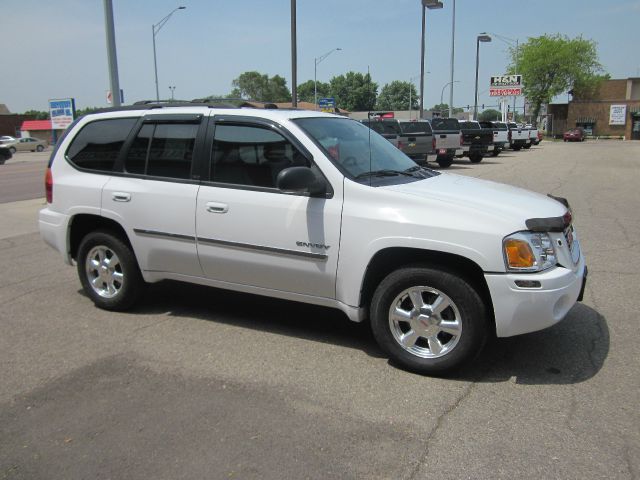 2006 GMC Envoy Wagon SE