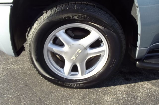 2006 GMC Envoy 4x4 Crew Cab LE