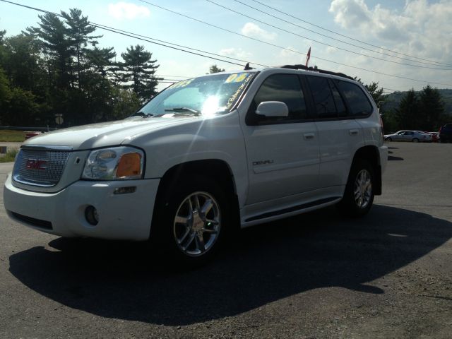 2006 GMC Envoy LT, Z71, Crewcab