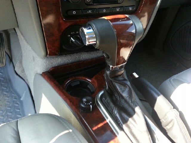 2006 GMC Envoy LS 2500hd CREW CAB 4X4 Diesel