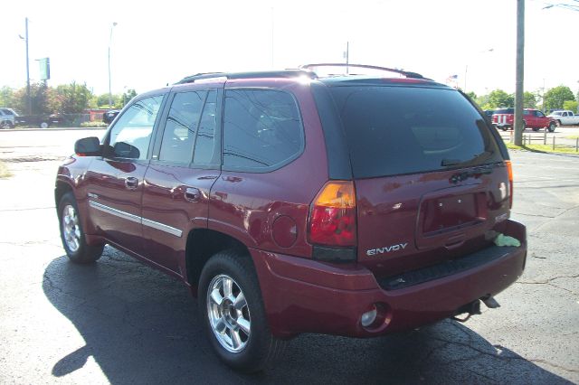 2006 GMC Envoy Wagon SE