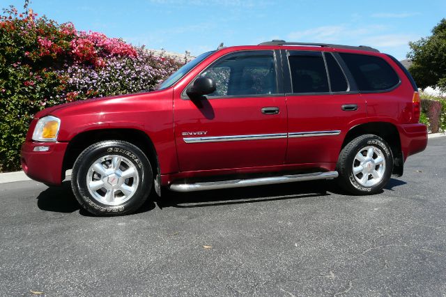 2006 GMC Envoy Wagon SE