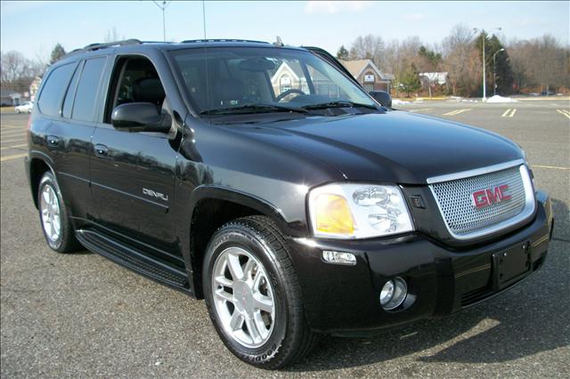 2006 GMC Envoy EX Sedan 4D