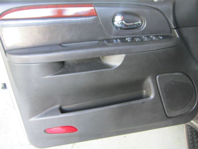 2006 GMC Envoy LT, Z71, Crewcab