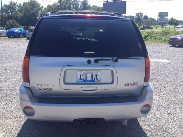 2006 GMC Envoy Wagon SE