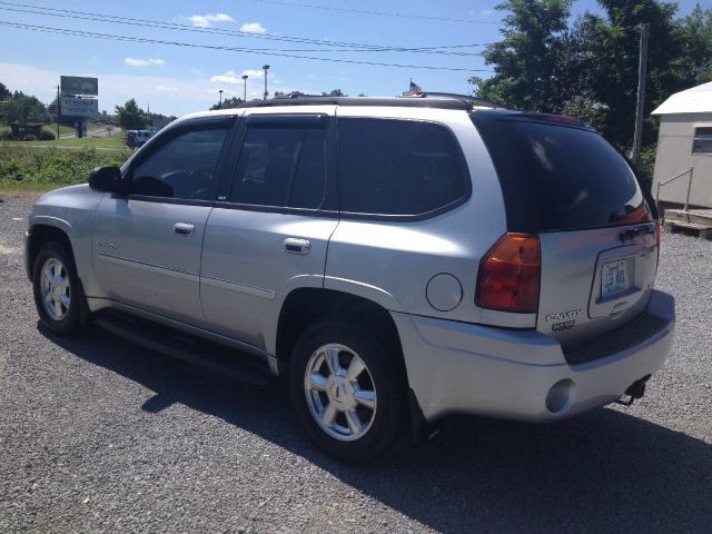 2006 GMC Envoy Wagon SE
