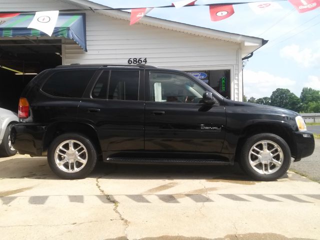 2007 GMC Envoy 750li Xdrive 1-ownerawdnavigation Sedan