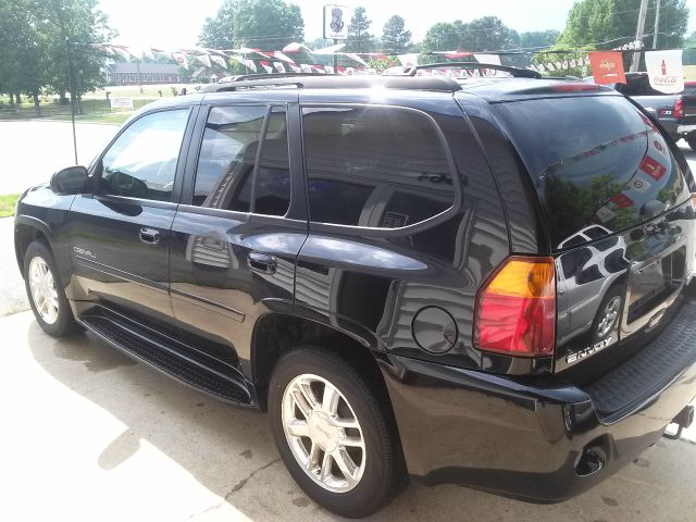 2007 GMC Envoy 750li Xdrive 1-ownerawdnavigation Sedan