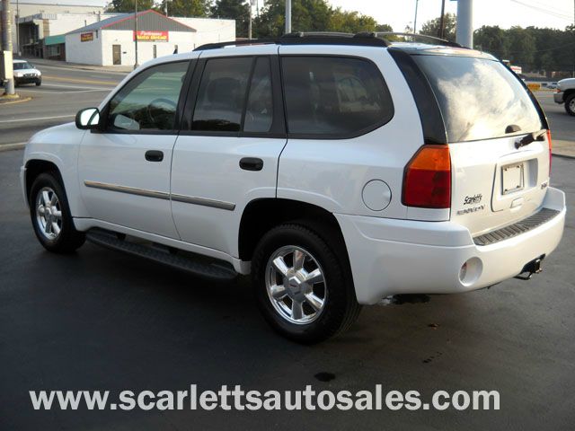 2007 GMC Envoy Reg Cab 124 WB SLT
