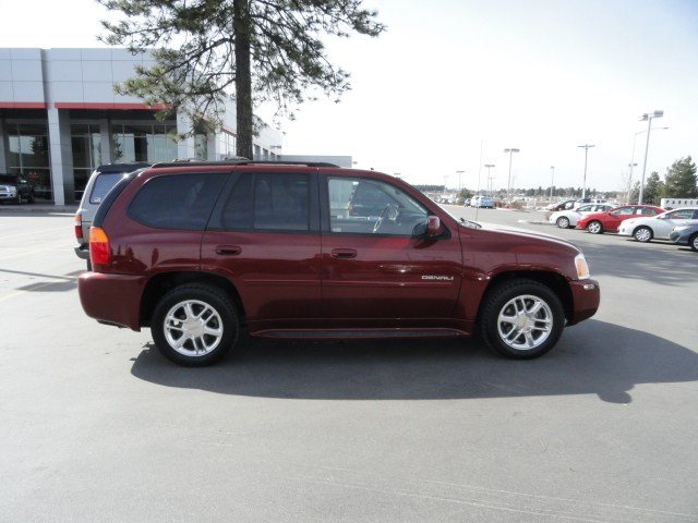 2009 GMC Envoy EX Sedan 4D