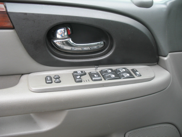 2002 GMC Envoy XL LS 2500 HD