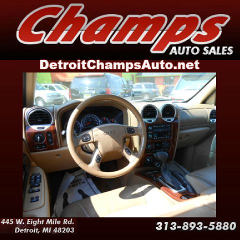 2002 GMC Envoy XL LS 2500 HD