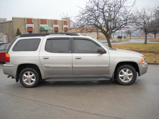 2002 GMC Envoy XL LS 2500 HD