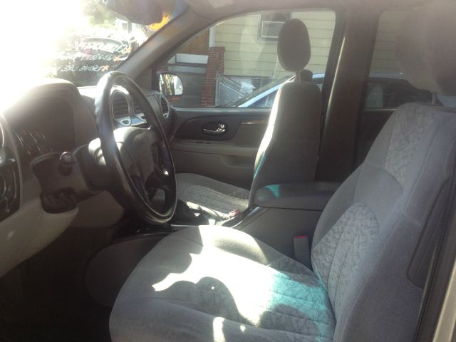 2002 GMC Envoy XL LS 2500 HD