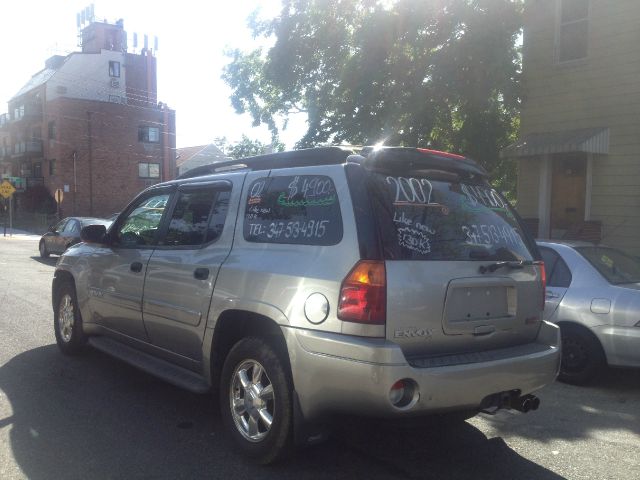 2002 GMC Envoy XL LS 2500 HD