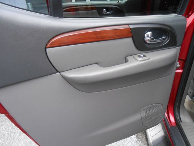 2003 GMC Envoy XL LS 2500hd CREW CAB 4X4 Diesel