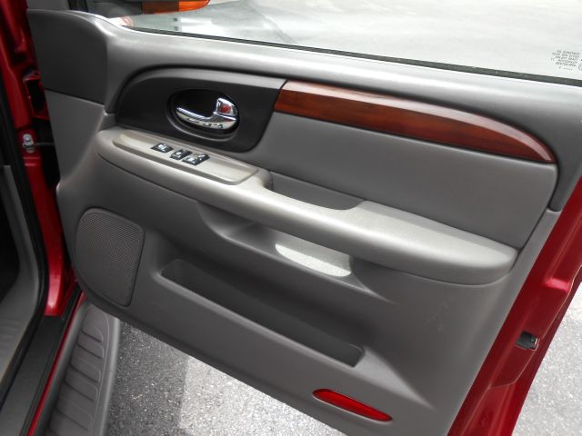 2003 GMC Envoy XL LS 2500hd CREW CAB 4X4 Diesel