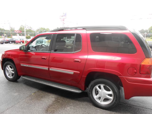 2003 GMC Envoy XL LS 2500hd CREW CAB 4X4 Diesel