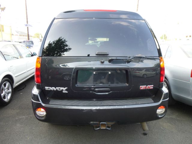 2003 GMC Envoy XL LS 2500 HD