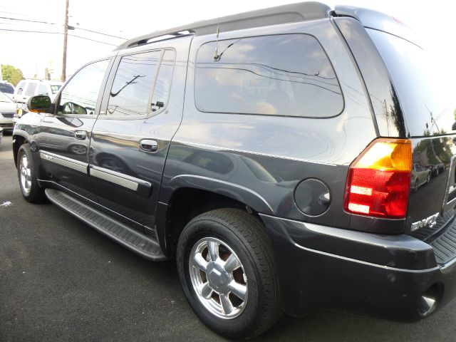 2003 GMC Envoy XL LS 2500 HD