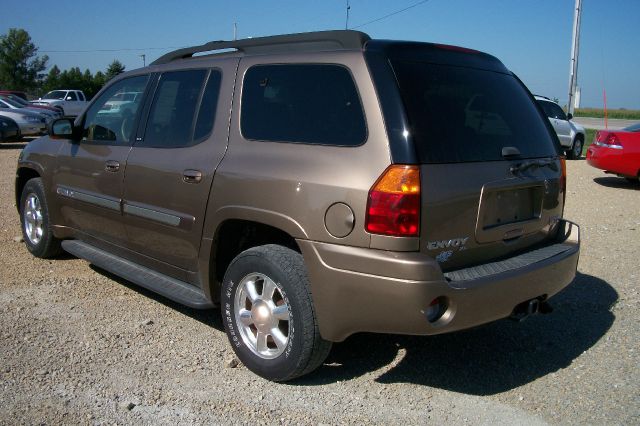 2003 GMC Envoy XL LS 2500 HD