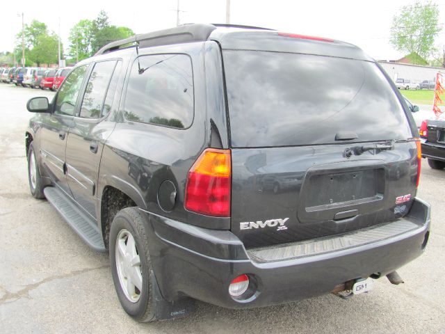 2003 GMC Envoy XL 4dr 2.9L Twin Turbo AWD SUV