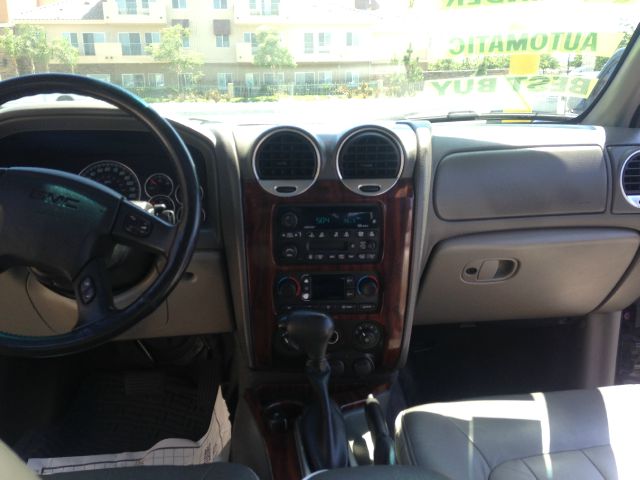 2003 GMC Envoy XL LS 2500 HD