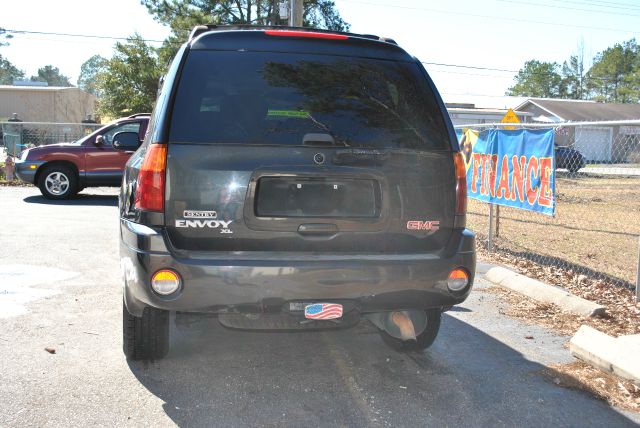 2003 GMC Envoy XL LS 2500hd CREW CAB 4X4 Diesel