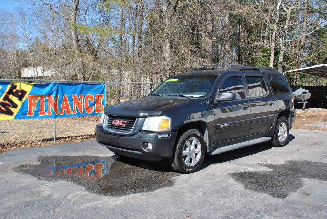 2003 GMC Envoy XL LS 2500hd CREW CAB 4X4 Diesel