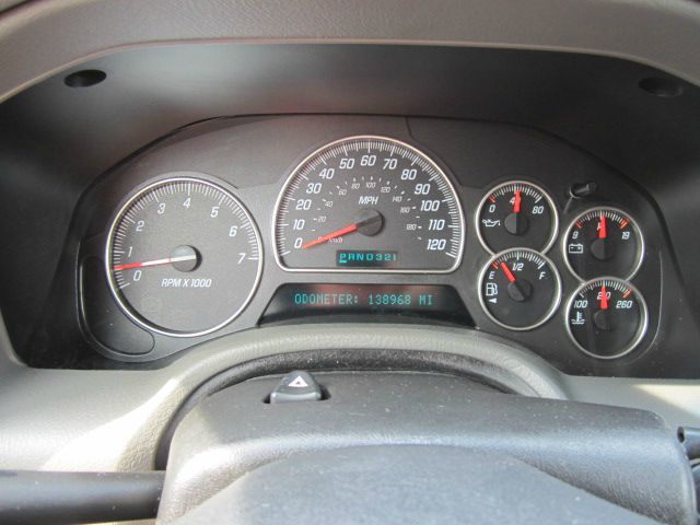 2003 GMC Envoy XL LS 2500 HD