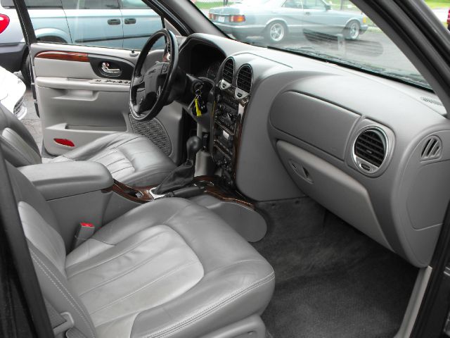 2003 GMC Envoy XL LS 2500 HD