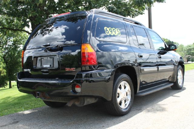 2003 GMC Envoy XL LS 2500 HD