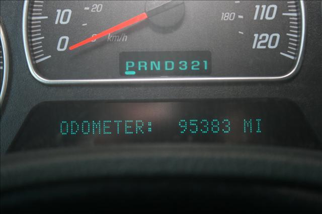 2003 GMC Envoy XL Wagon SE