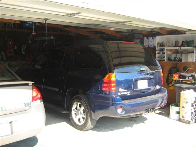 2003 GMC Envoy XL SLT
