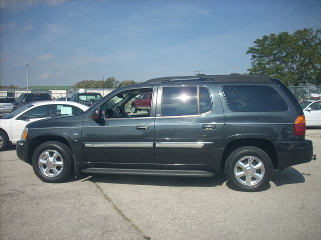 2003 GMC Envoy XL LS 2500 HD