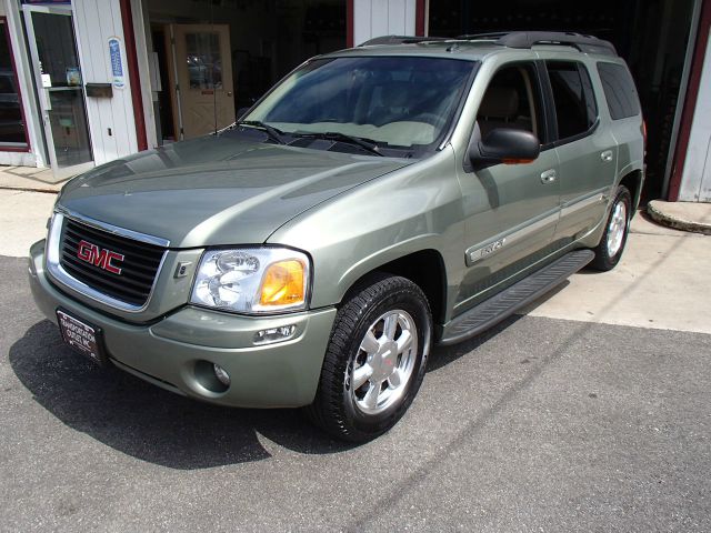2004 GMC Envoy XL LS 2500 HD