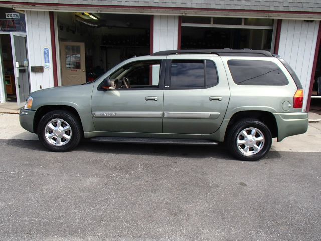 2004 GMC Envoy XL LS 2500 HD