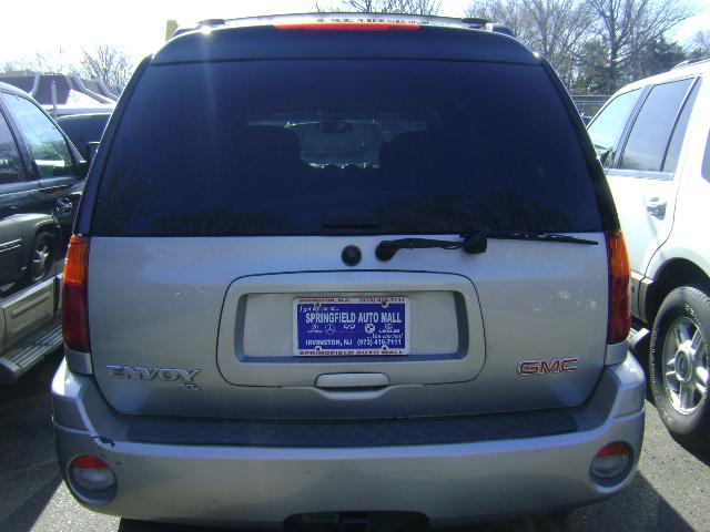 2004 GMC Envoy XL LTD LME