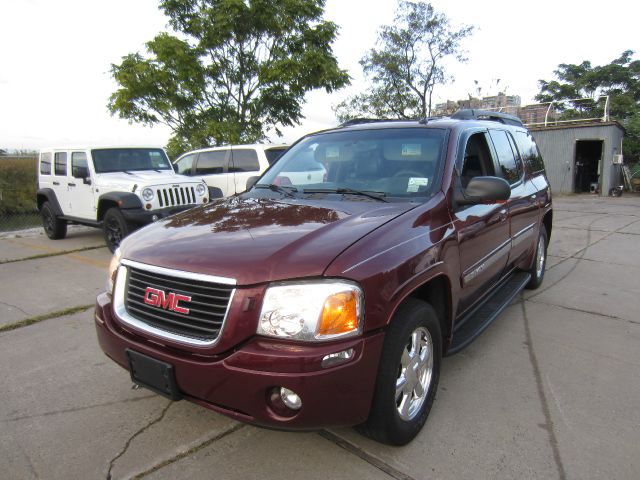 2004 GMC Envoy XL LS 2500 HD