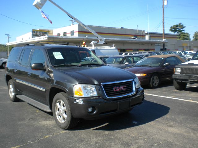 2004 GMC Envoy XL LS 2500 HD