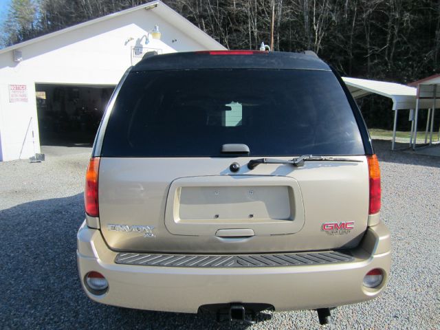 2004 GMC Envoy XL LS 2500 HD
