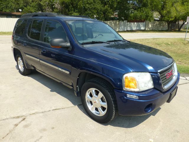 2004 GMC Envoy XL LS 2500hd CREW CAB 4X4 Diesel
