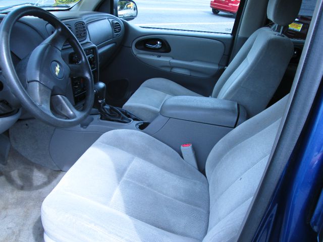 2004 GMC Envoy XL LS 2500hd CREW CAB 4X4 Diesel