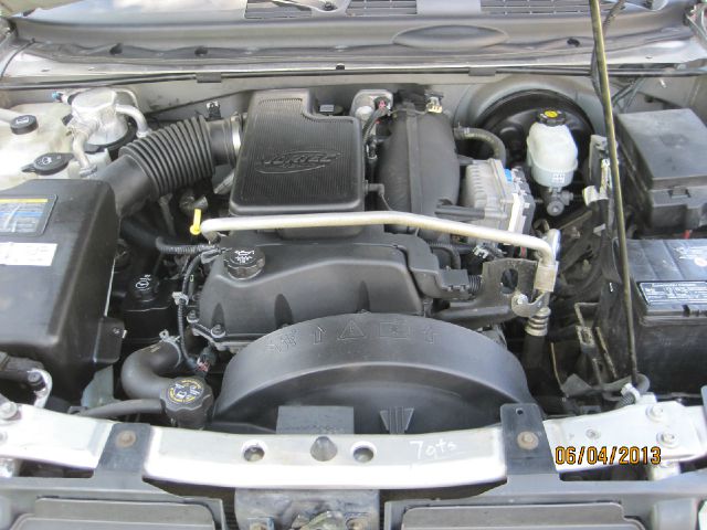 2004 GMC Envoy XL LS 2500hd CREW CAB 4X4 Diesel