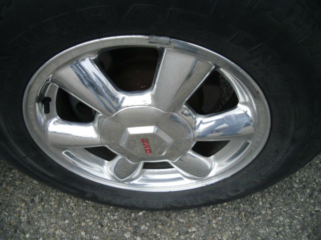 2004 GMC Envoy XL LS 2500 HD